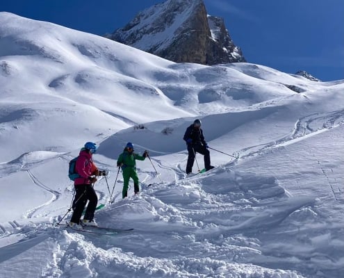 piste to powder ski guides arlberg powder skiing 04